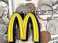 アメリカン雑貨 ラバーキーホルダー マクドナルド McDonald's アーチ マック マクド キーリング キーチェーン ファストフード ハンバーガー